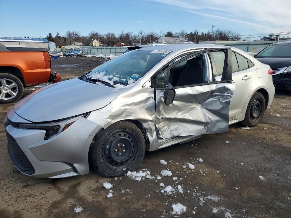 2025 TOYOTA COROLLA HYBRID — VIN JTDBCMFE9S3099171