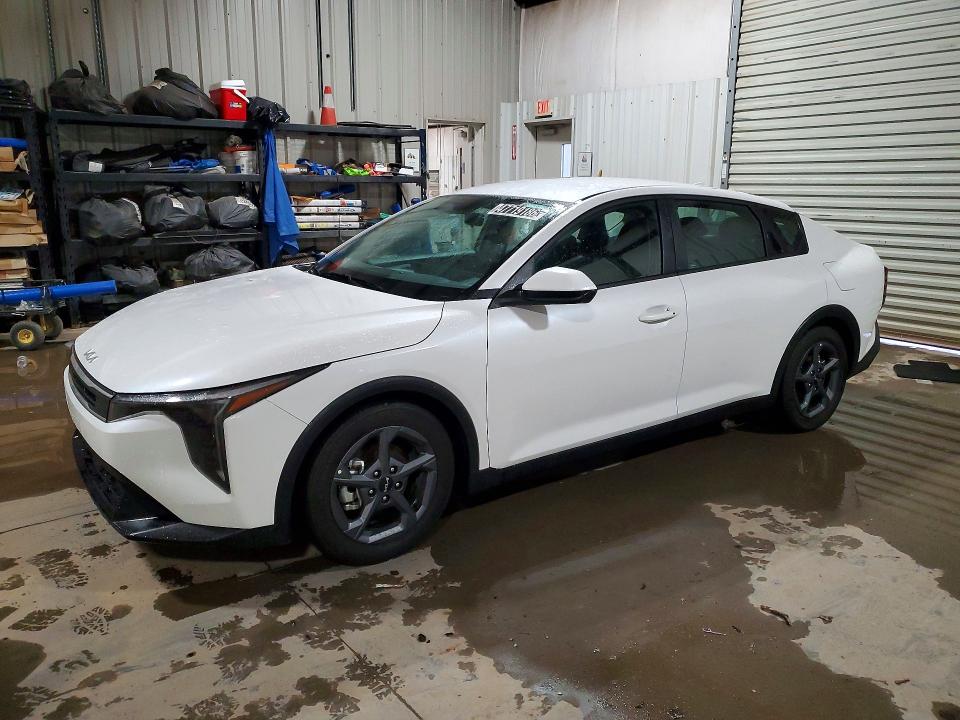 2025 KIA K4 — VIN 3KPFT4DE9SE061128