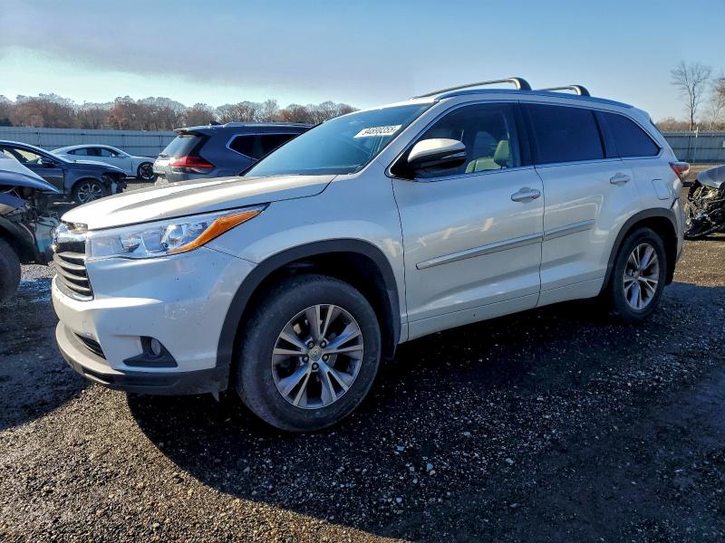 2015 TOYOTA HIGHLANDER — VIN 5TDJKRFH6FS204999