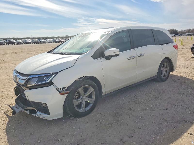 2018 HONDA ODYSSEY — VIN 5FNRL6H70JB039564