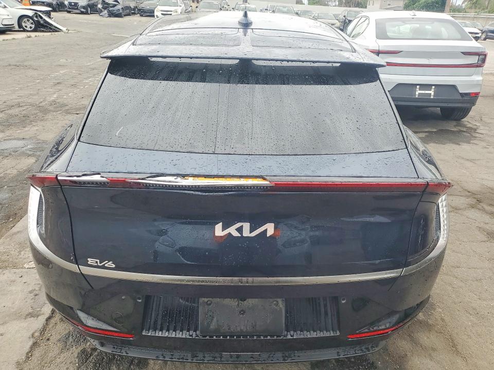 KNDC34LA8P5609706