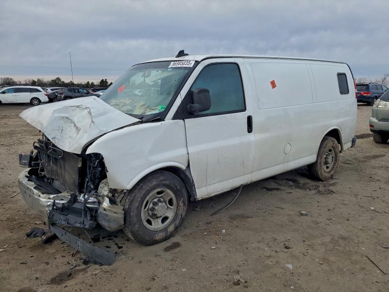 2017 CHEVROLET EXPRESS G2 — VIN 1GCWGAFF7H1119581