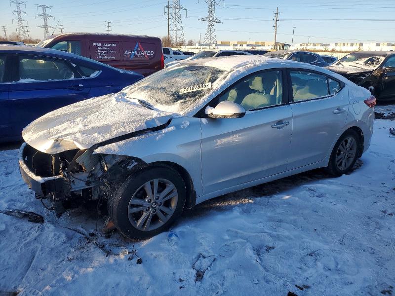 2018 HYUNDAI ELANTRA SE — VIN 5NPD84LF5JH372665