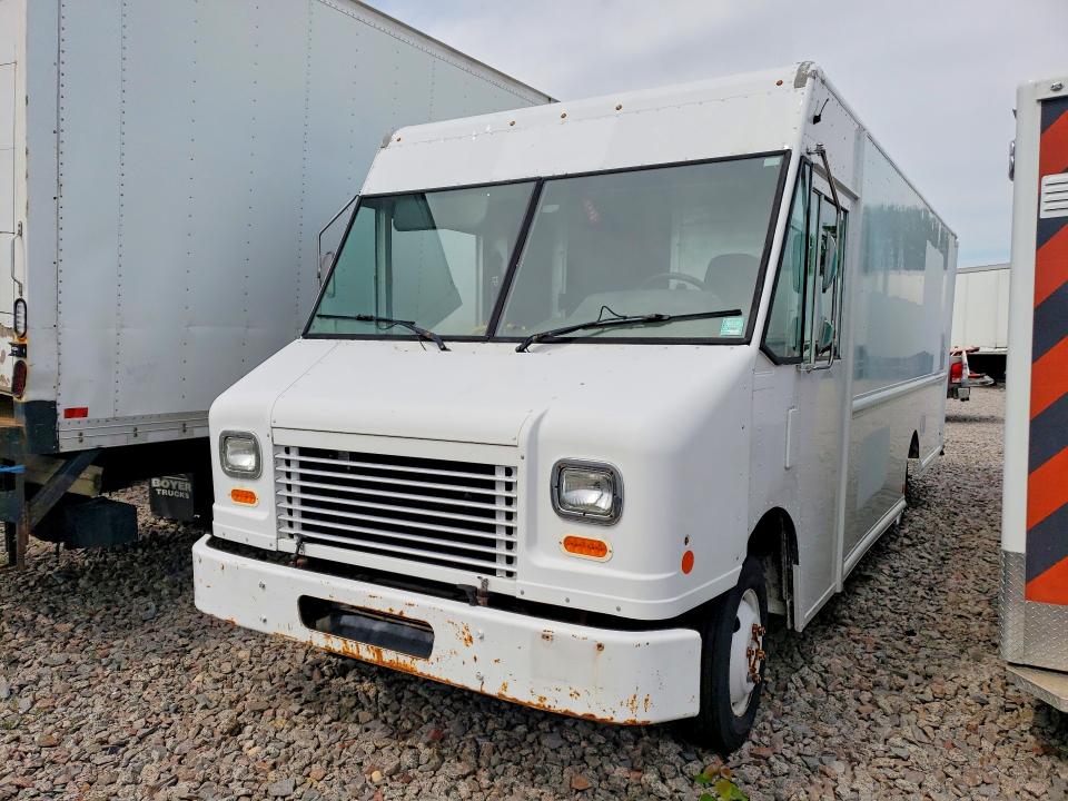 4UZAC2DV6GCHW8666