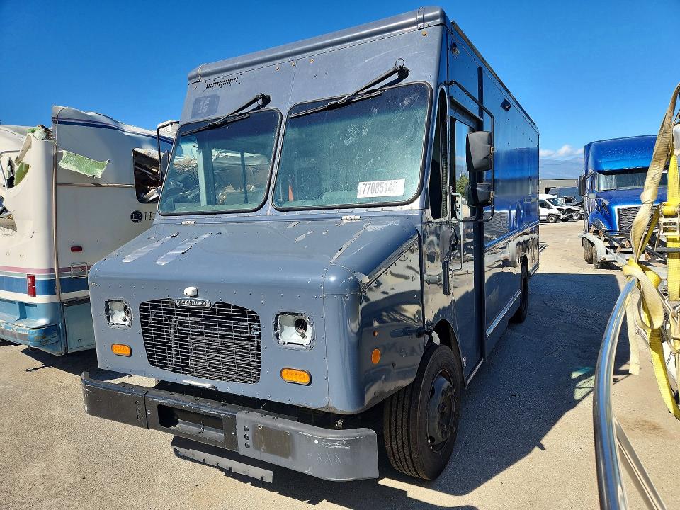 2020 FREIGHTLINER CHASSIS — VIN 4UZAC2EA6LCLZ7236