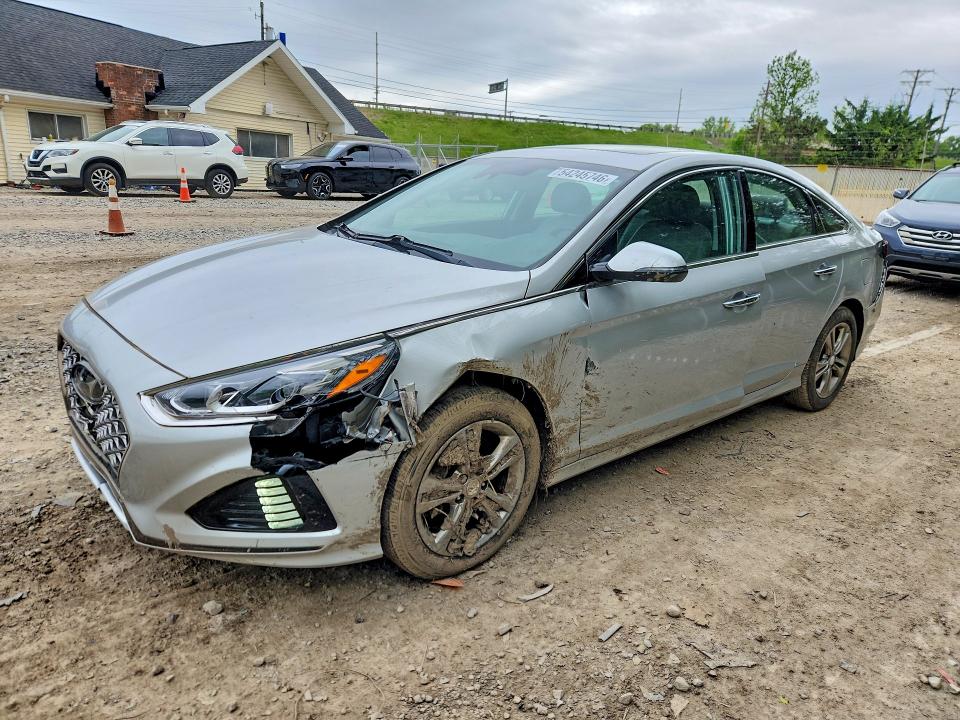 2019 HYUNDAI SONATA — VIN 5NPE34AF1KH777526