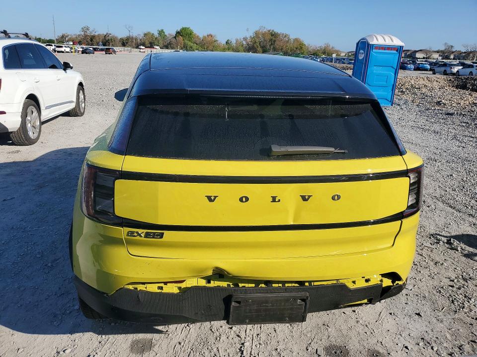 YV4EK3ZL2SS145270