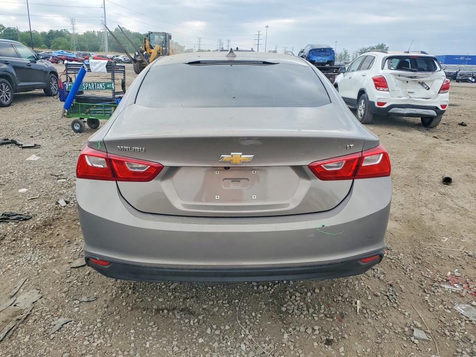 1G1ZD5ST8JF117249