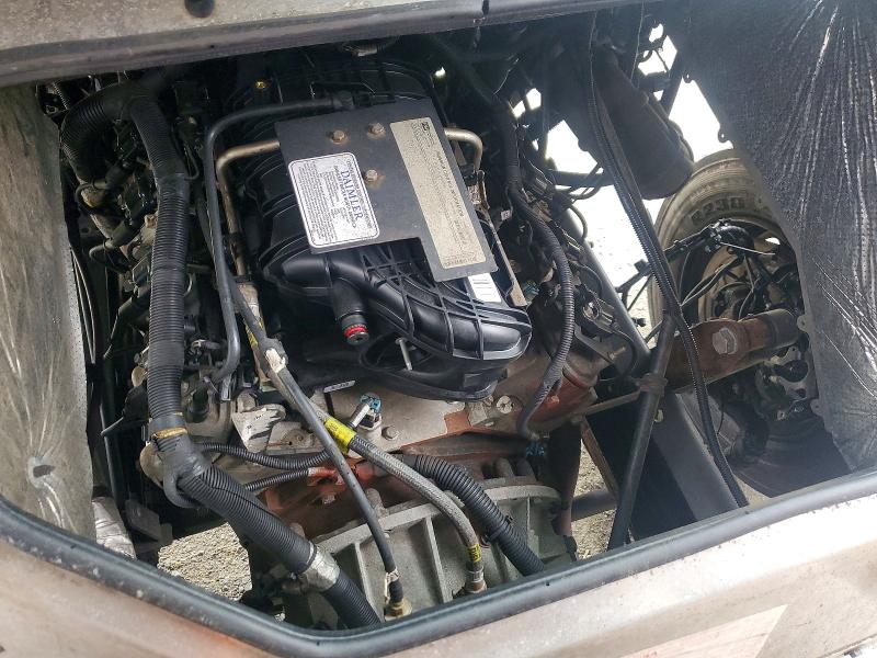 4UZAC2EA8LCMK0158