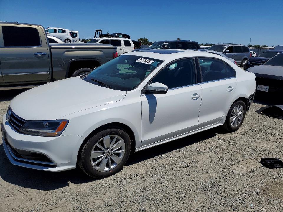 2015 VOLKSWAGEN JETTA — VIN 3VWD07AJ0FM255302