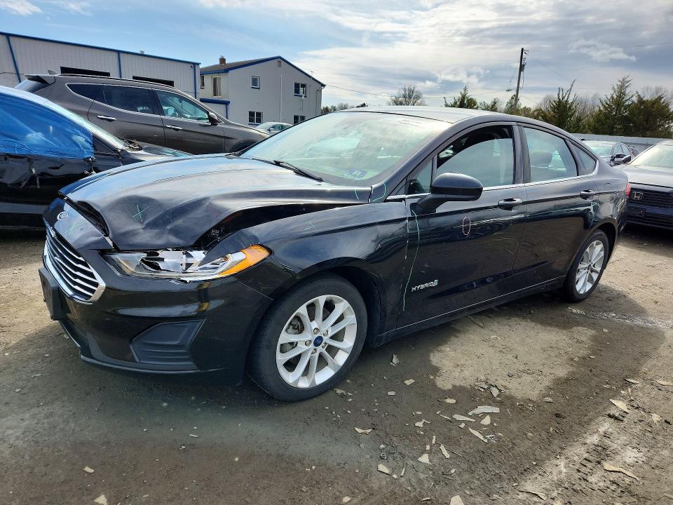 2019 FORD FUSION — VIN 3FA6P0LU5KR157343