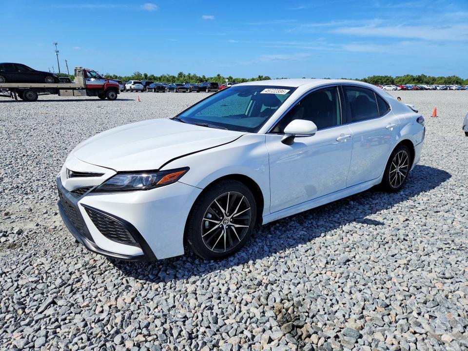 4T1G11AK6RU884075