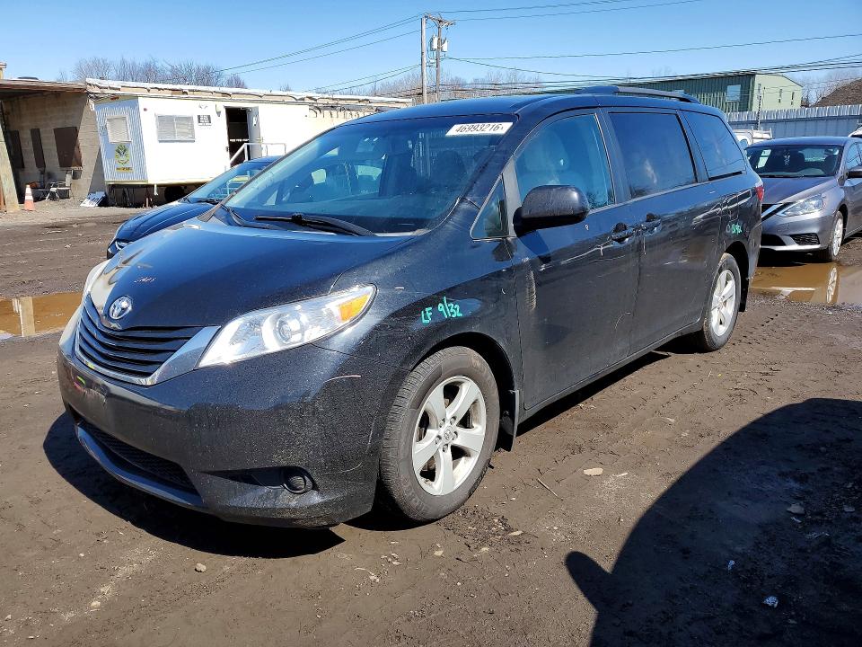 2017 TOYOTA SIENNA — VIN 5TDKZ3DC0HS792003