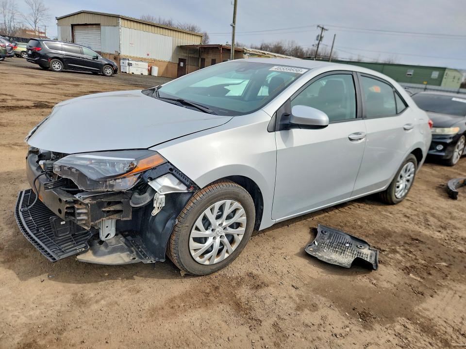 2019 TOYOTA COROLLA — VIN 2T1BURHE6KC143626