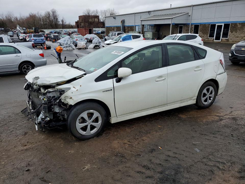 2015 TOYOTA PRIUS — VIN JTDKN3DU2F1933734