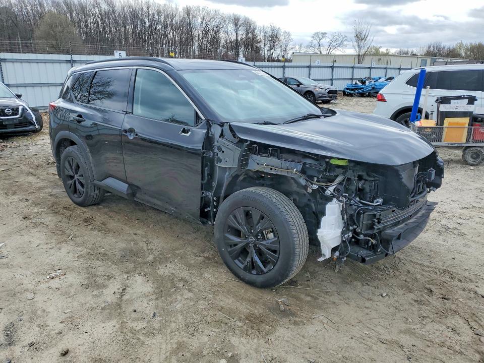 JN8BT3BA1PW011771