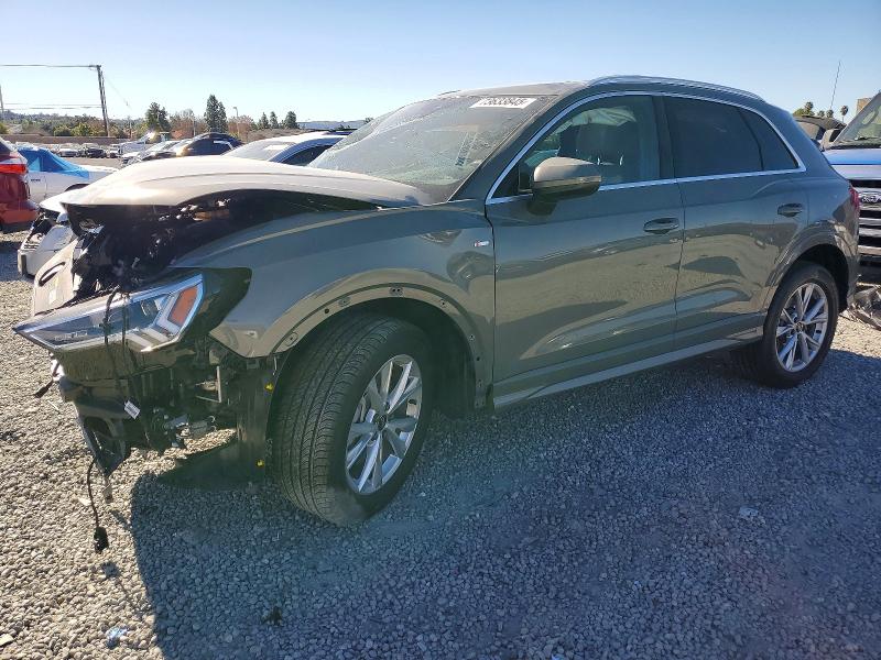 2024 AUDI Q3 — VIN WA1DECF37R1110213