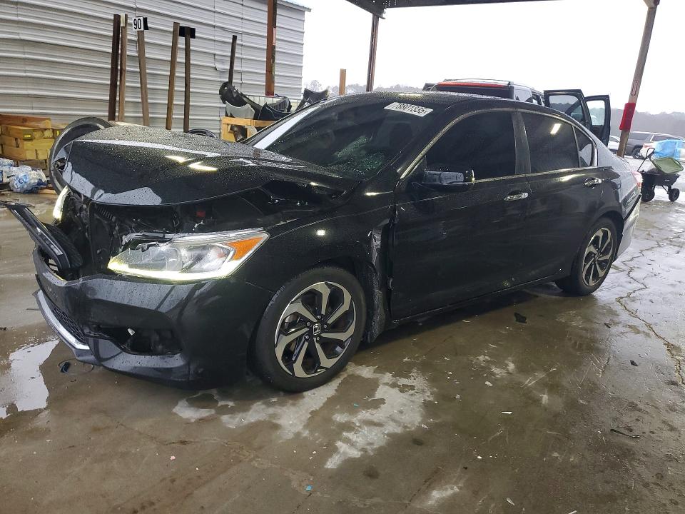 2017 HONDA ACCORD — VIN 1HGCR2F73HA247734
