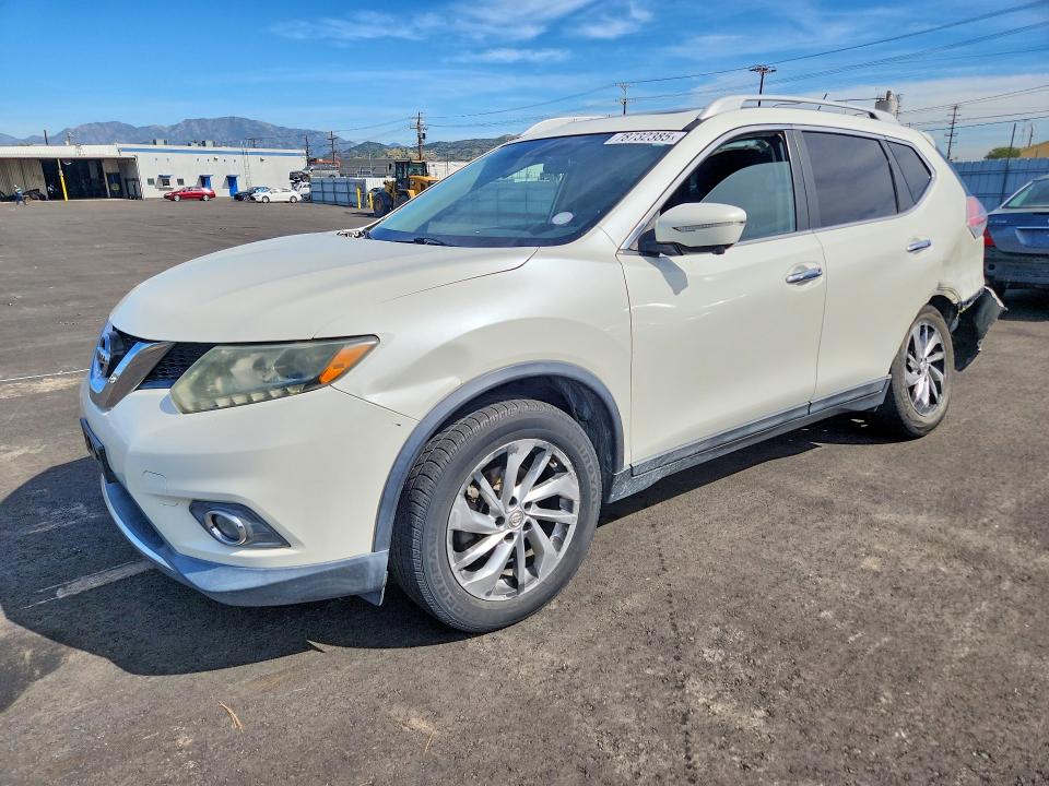 2015 NISSAN ROGUE — VIN 5N1AT2MTXFC766820