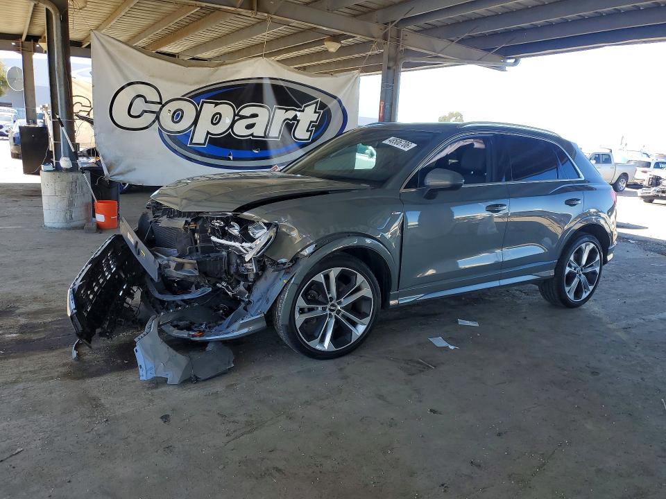 2020 AUDI Q3 — VIN WA1EECF33L1022545