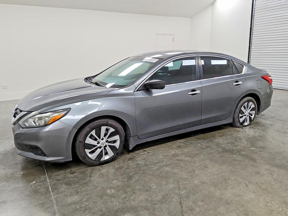 2018 NISSAN ALTIMA — VIN 1N4AL3AP7JC215700