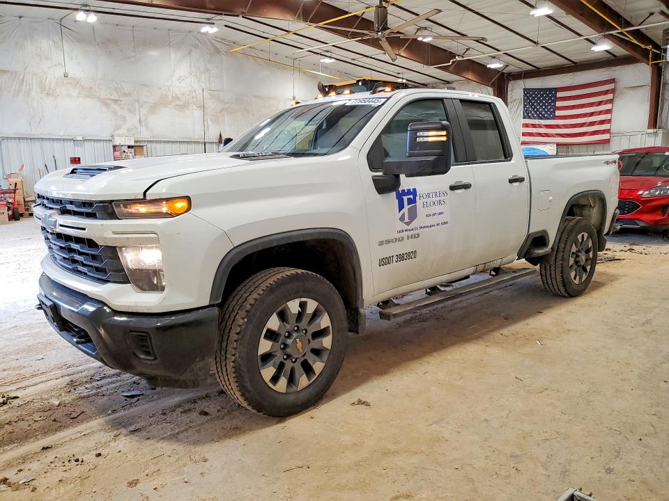 2024 CHEVROLET SILVERADO — VIN 1GC5YME72RF123353