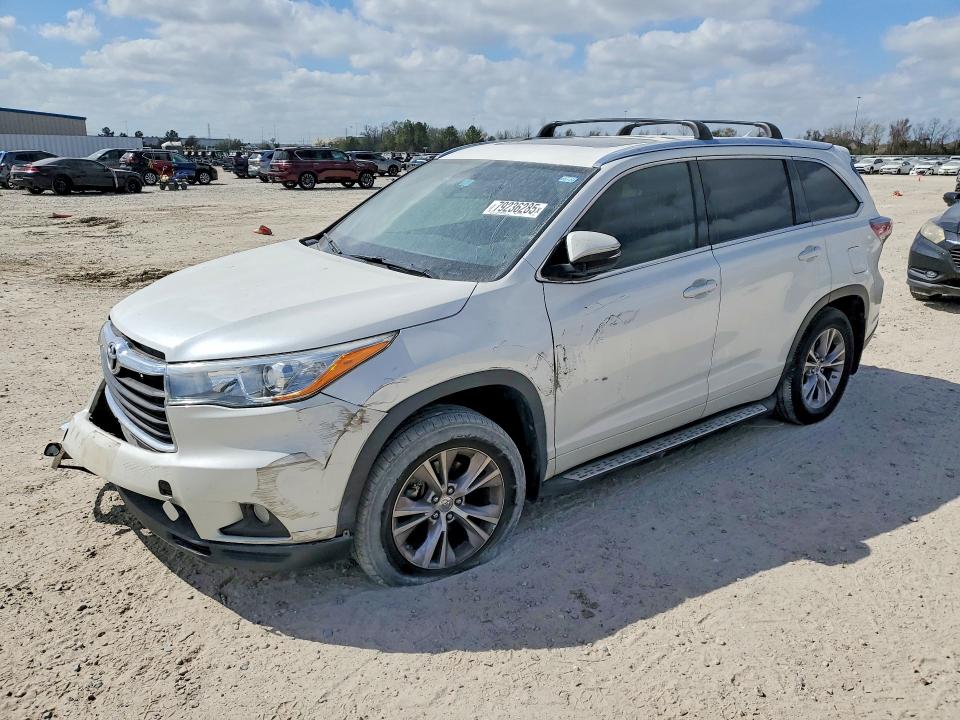 2015 TOYOTA HIGHLANDER — VIN 5TDKKRFH7FS104995