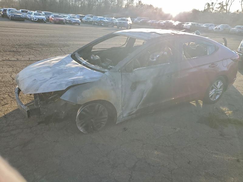 2019 HYUNDAI ELANTRA SE — VIN 5NPD84LF3KH482468