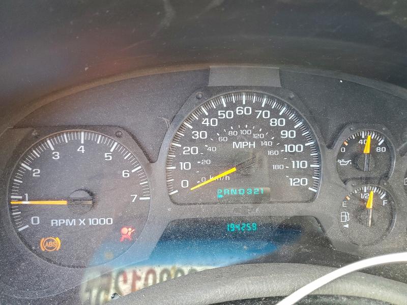 1GNDT13S922504296