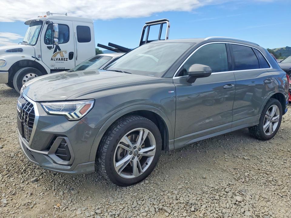 2019 AUDI Q3 — VIN WA1EECF3XK1068095