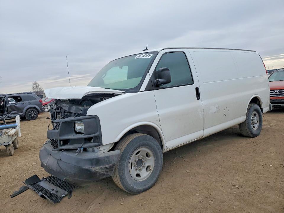 2015 CHEVROLET EXPRESS 25 — VIN 1GCWGFFF0F1110943