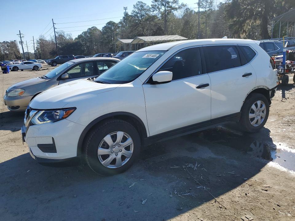2017 NISSAN ROGUE — VIN JN8AT2MT4HW131036