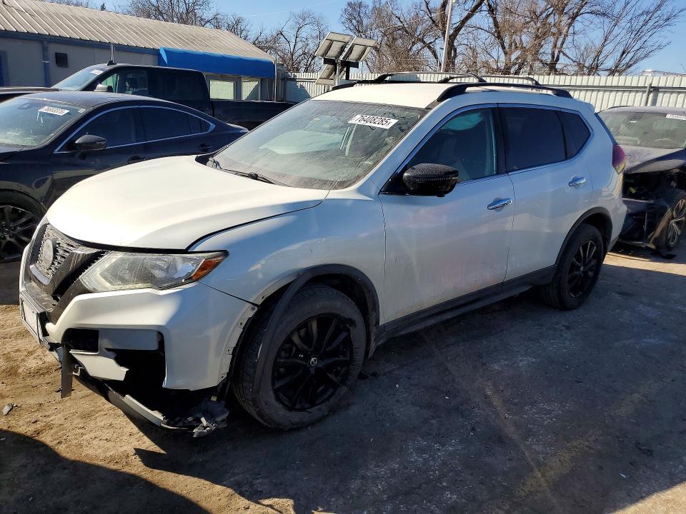 2018 NISSAN ROGUE — VIN 5N1AT2MV5JC746694