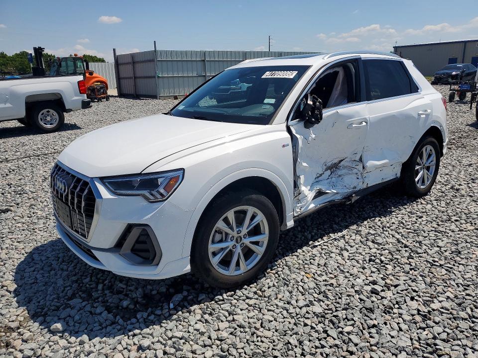 2025 AUDI Q3 — VIN WA1DECF31S1003213