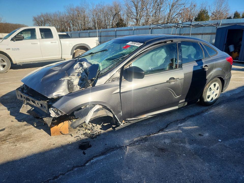 2018 FORD FOCUS — VIN 1FADP3E21JL303318