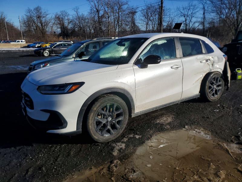 2025 HONDA HR-V — VIN 3CZRZ2H52SM719253