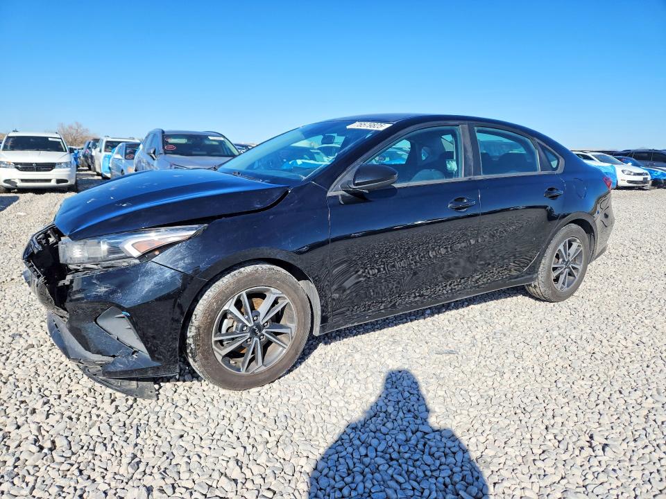 3KPF24ADXNE425155