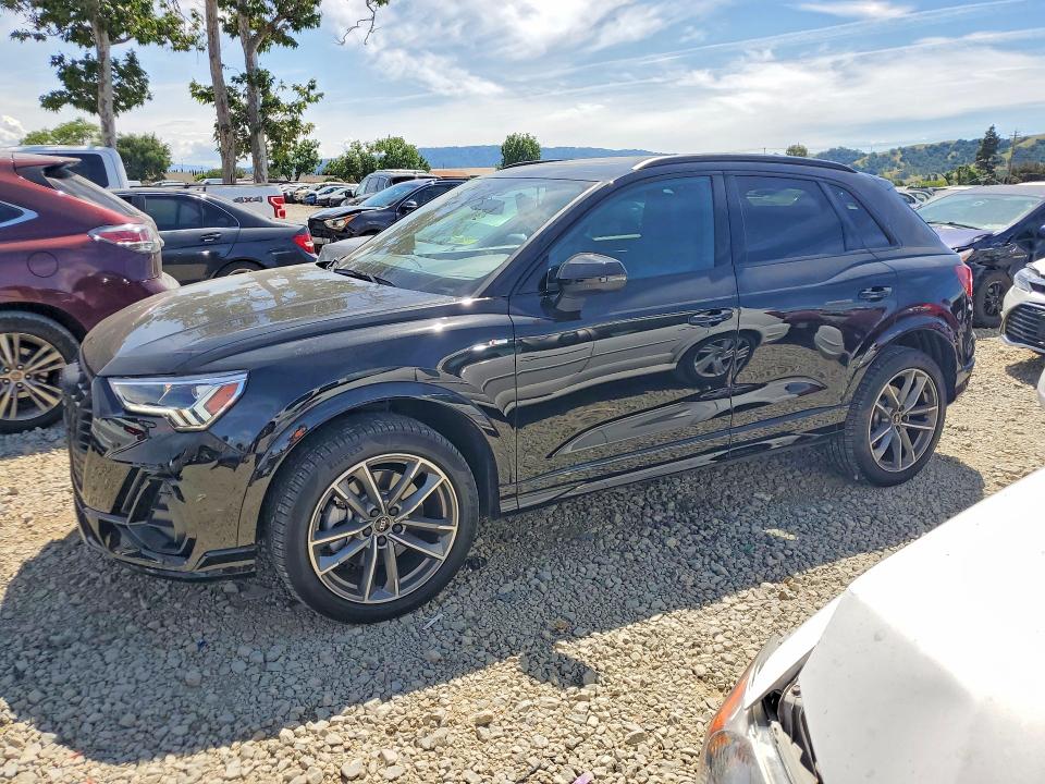 2025 AUDI Q3 — VIN WA1DECF37S1011302