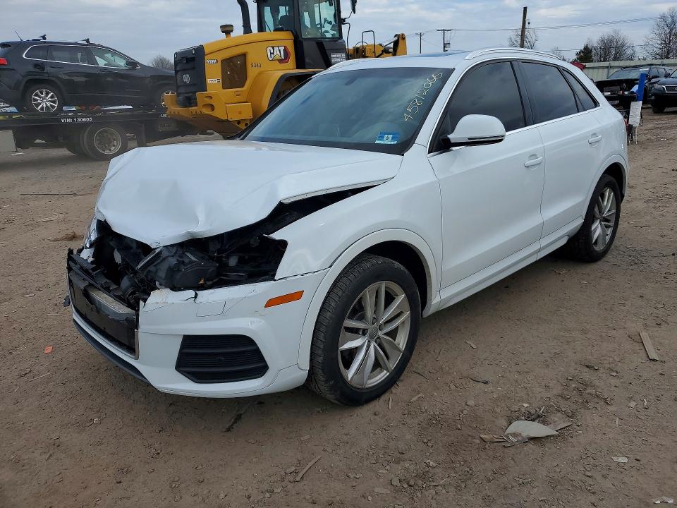 2016 AUDI Q3 — VIN WA1EFCFS1GR015671