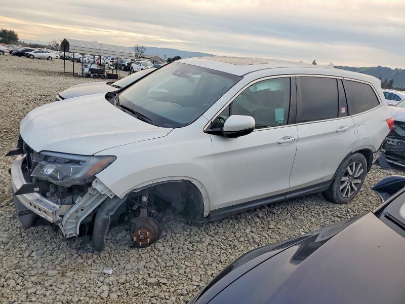 2020 HONDA PILOT — VIN 5FNYF5H51LB016700