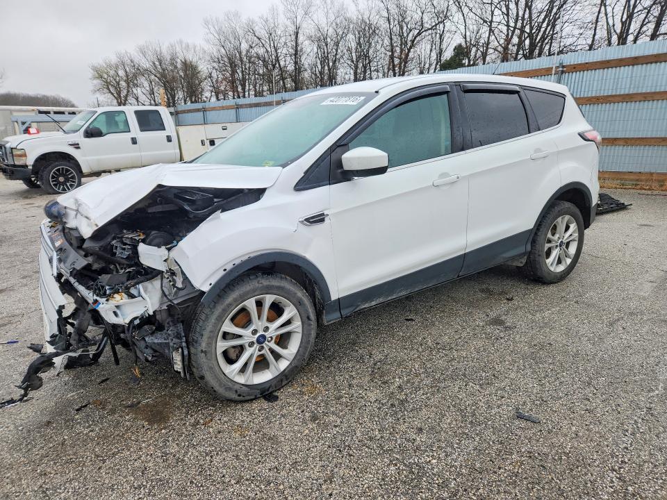 2017 FORD ESCAPE — VIN 1FMCU0GD8HUA53555