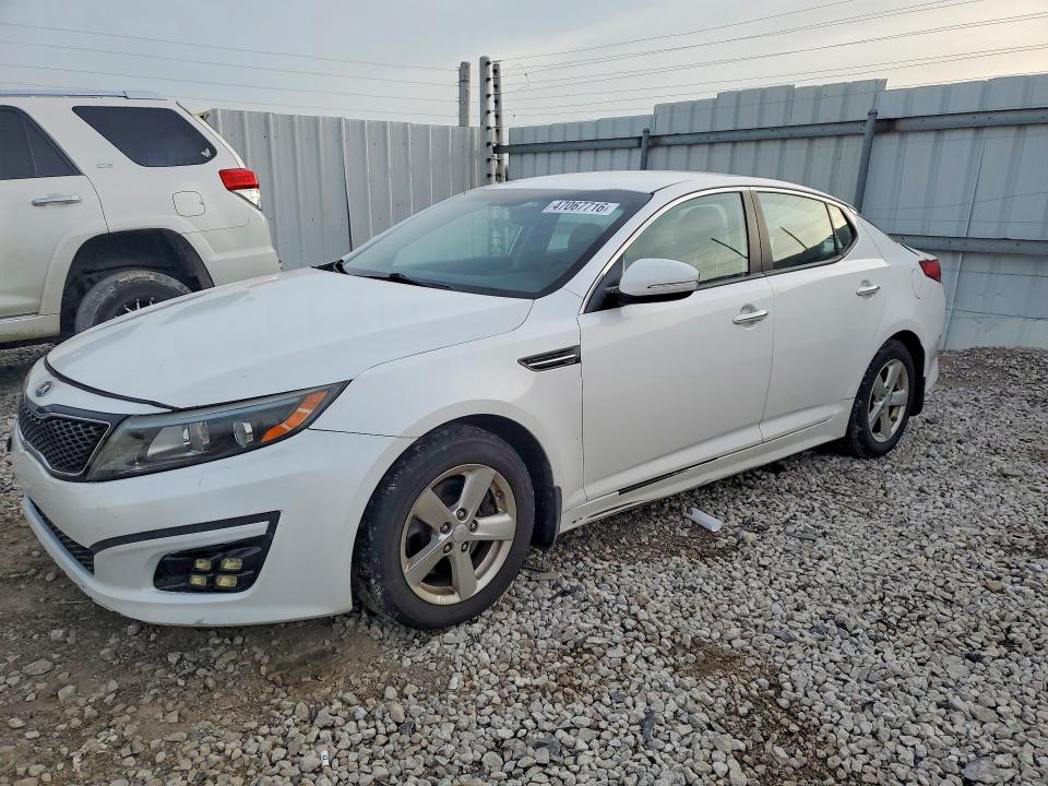 2015 KIA OPTIMA — VIN KNAGM4A75F5599881