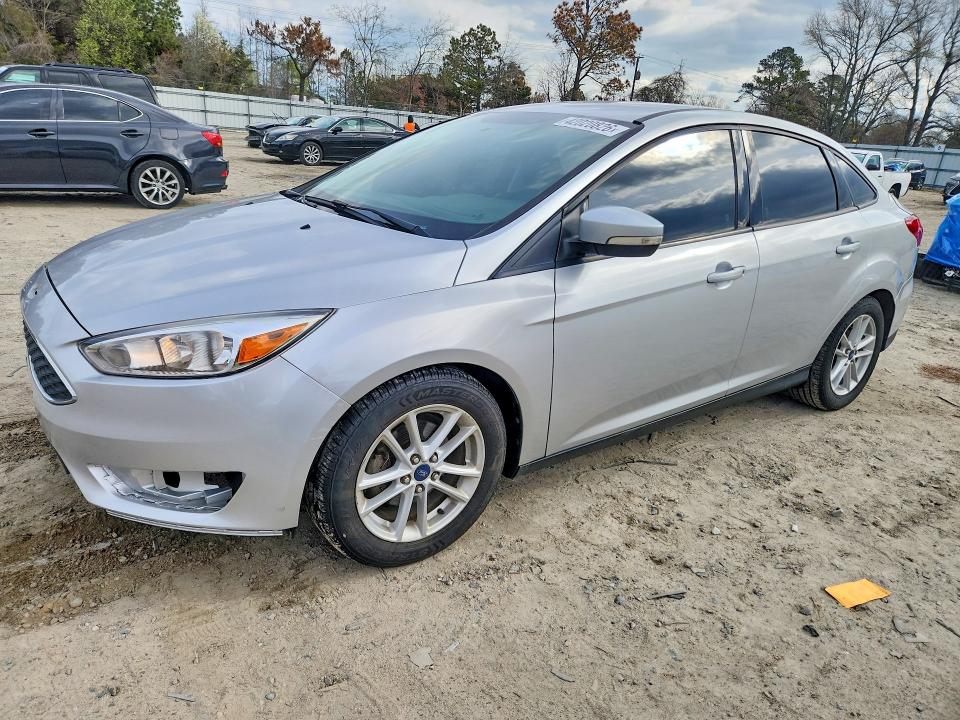 2017 FORD FOCUS — VIN 1FADP3F23HL338399