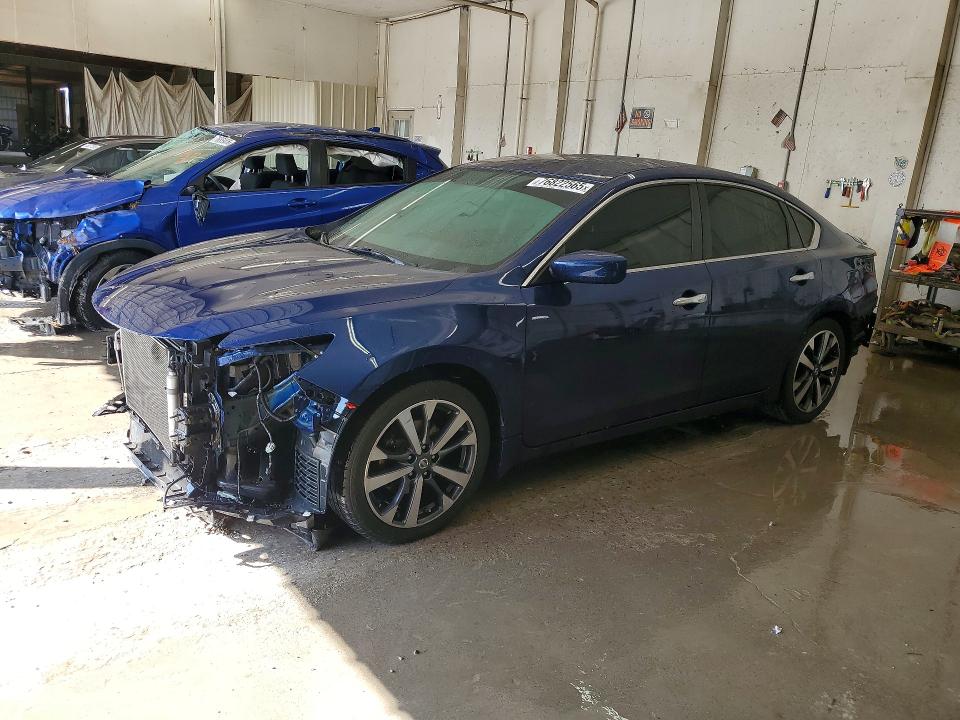 2016 NISSAN ALTIMA — VIN 1N4AL3AP4GC271313
