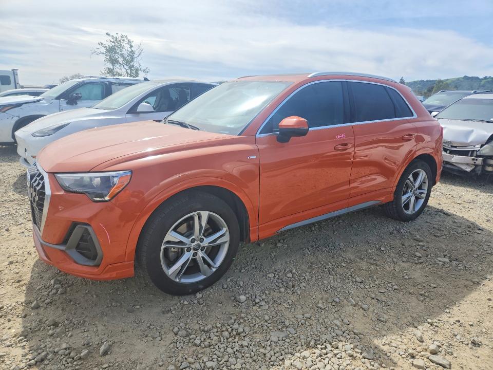 2020 AUDI Q3 — VIN WA1DECF33L1034917