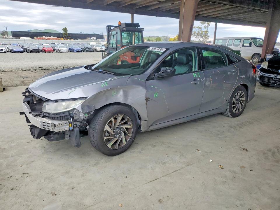 2016 HONDA CIVIC — VIN 2HGFC2F71GH513038