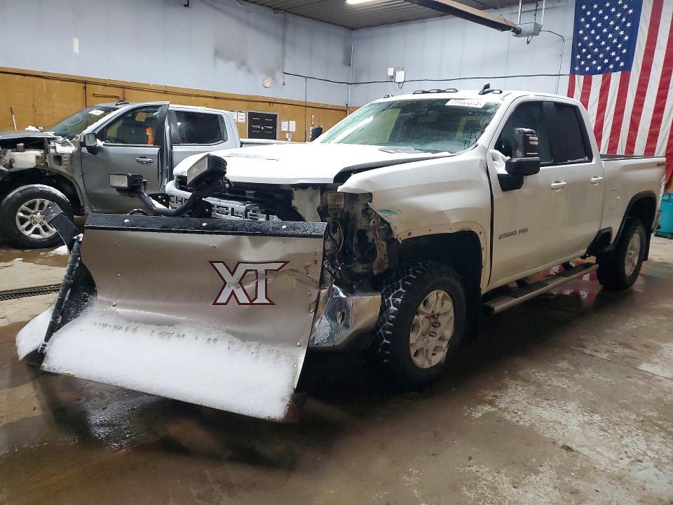 2022 CHEVROLET SILVERADO — VIN 1GC5YNE7XNF109863