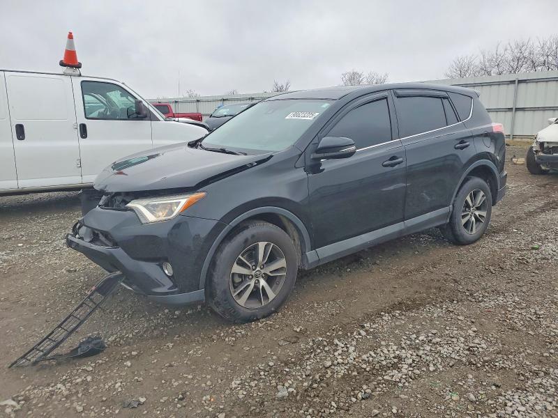 2018 TOYOTA RAV4 — VIN 2T3RFREVXJW705447