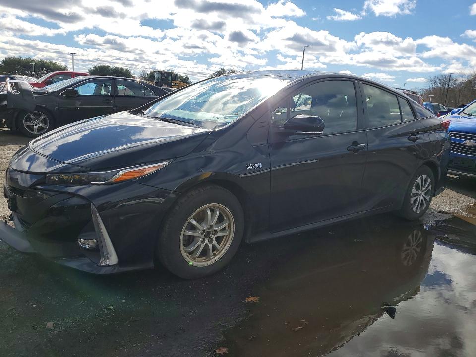 2021 TOYOTA PRIUS PRIME — VIN JTDKAMFP5M3172692