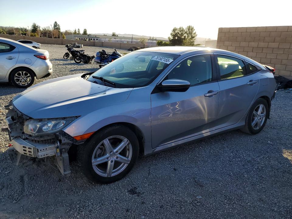 2018 HONDA CIVIC — VIN 2HGFC2F58JH549895